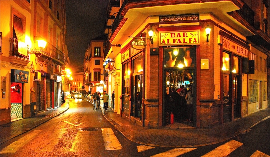 Preparar distribución de bebidas en Sevilla | Temporada alta 2026